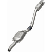 Load image into Gallery viewer, MagnaFlow Conv DF 03 Volkswagen Passat 2.8L (51589)
