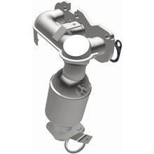 Load image into Gallery viewer, Magnaflow Conv DF 00-04 Sienna/Avalon 3.0L (51641)