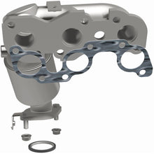 Load image into Gallery viewer, Magnaflow Conv DF 00-04 Sienna/Avalon 3.0L (51641)