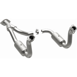 Magnaflow Conv DF 08-10 Ford F-250/F-250 SD/F-350/F-350 SD 5.4L/6.8L / F-450 SD 6.8L Y-Pipe Assembly (51760)