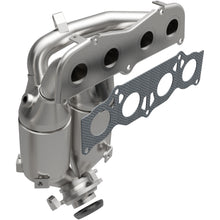 Load image into Gallery viewer, MagnaFlow Conv DF 01-06 Toyota Highlander 2.4L (51871)