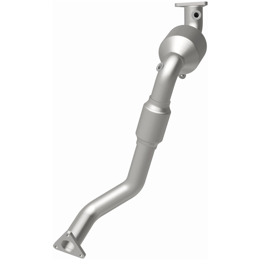 MagnaFlow Conv DF 07 VW Touareg 3.6L Rear close (51947)