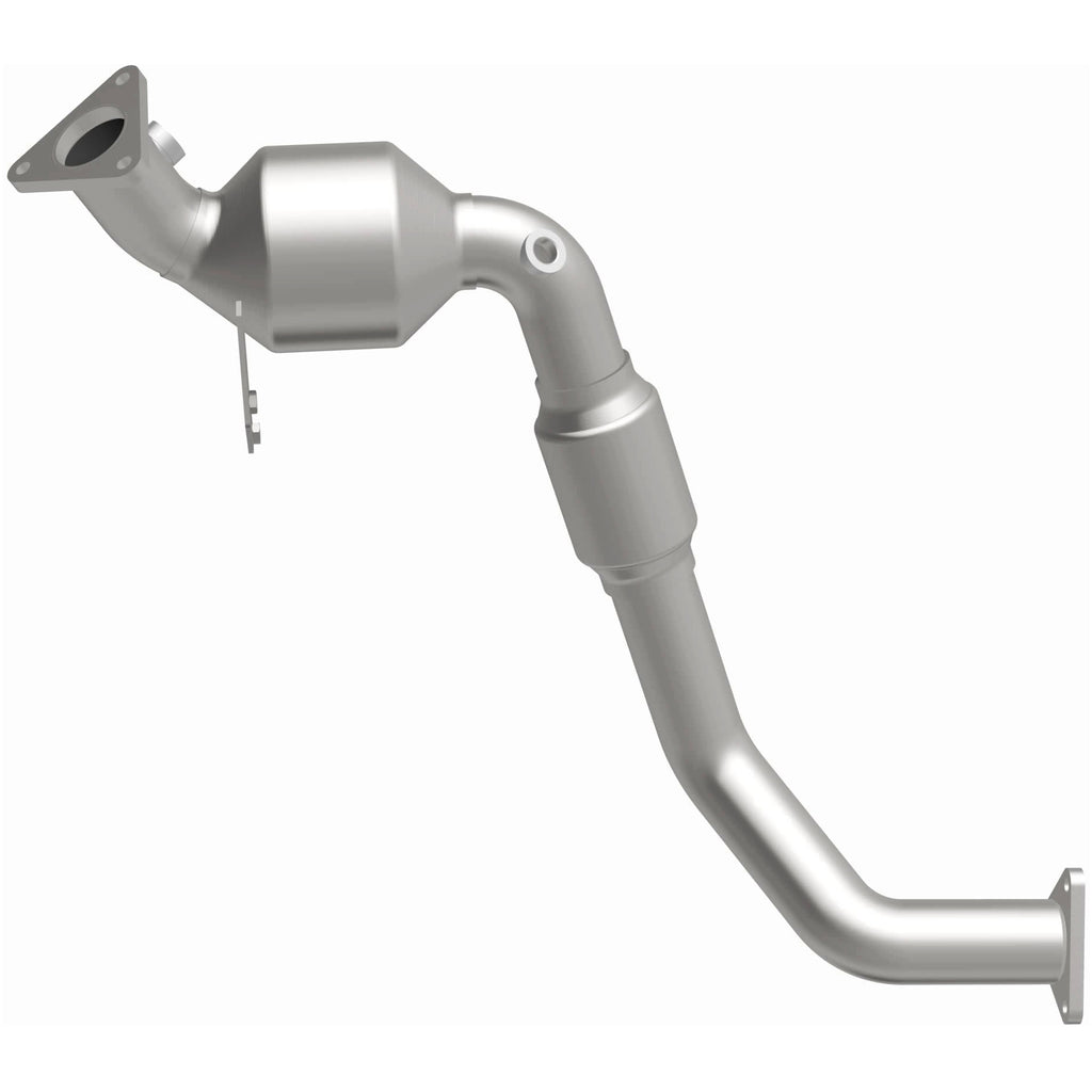 MagnaFlow Conv DF 07 VW Touareg 3.6L Rear close (51947)