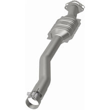Load image into Gallery viewer, Magnaflow Conv DF 2011-2012 EQUINOX 3.0L Underbody (52103)