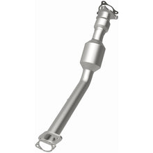 Load image into Gallery viewer, Magnaflow Conv DF 2005-2007 Cobalt 2 L Underbody (52106)