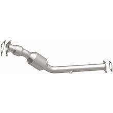 Load image into Gallery viewer, Magnaflow Conv DF 2005-2007 Cobalt 2 L Underbody (52106)