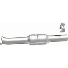 Load image into Gallery viewer, Magnaflow Conv DF 2010-2012 VENZA 2.7L Underbody (52108)