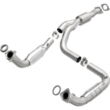 Load image into Gallery viewer, Magnaflow Conv DF 2011-2012 EXPRESS 2500 6.0L 6.0L Underbody (52113)