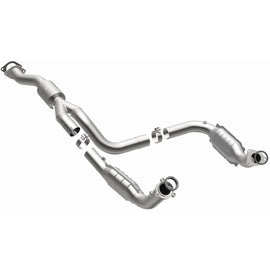 Magnaflow Conv DF 2011-2012 EXPRESS 2500 6.0L 6.0L Underbody (52113)