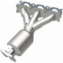 Load image into Gallery viewer, Magnaflow 2007 XC90 3.2L Manifold Direct Fit Converter (52130)
