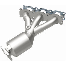 Load image into Gallery viewer, Magnaflow 2007 XC90 3.2L Underbody Direct Fit Converter (52131)