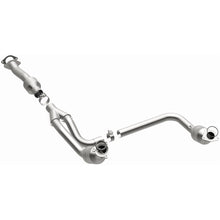 Load image into Gallery viewer, MagnaFlow Conv Direct Fit 2011-2014 Express 1500 4.3L Underbody (52134)