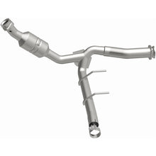 Load image into Gallery viewer, Magnaflow Conv DF 2011-2014 F-150 5.0L Underbody (52139)