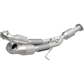 Magnaflow 02-05 S80 2.9 L Underbody Direct Fit Converter (52160)