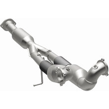 Load image into Gallery viewer, Magnaflow 02-05 S80 2.9 L Underbody Direct Fit Converter (52160)