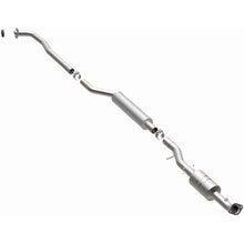 Load image into Gallery viewer, Magnaflow Conv DF 2008-2009 OUTLANDER 2.4 L Underbody (52175)