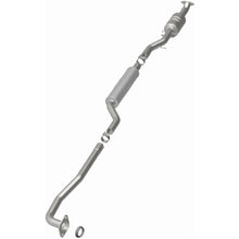 Load image into Gallery viewer, Magnaflow Conv DF 2008-2009 OUTLANDER 2.4 L Underbody (52175)