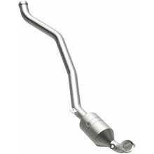 Load image into Gallery viewer, Magnaflow Conv DF 2006-2011 R350 3.5 L Underbody (52178)