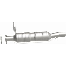Load image into Gallery viewer, Magnaflow Conv DF 07-08 E-350 Super Duty 5.4 &amp; 6.8 L OEM Underbody (52228)