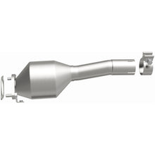 Load image into Gallery viewer, Magnaflow Conv DF 2010-2013 TRANSIT CONNECT 2.0 L Underbody (52270)
