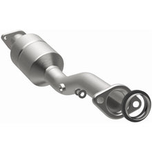 Load image into Gallery viewer, Magnaflow Conv DF 2009-2014 Sentra 2.0 L Underbody (52272)