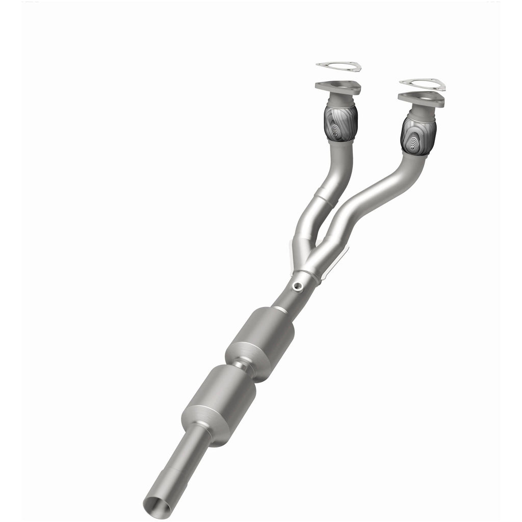 MagnaFlow Converter Direct Fit 02-05 Golf 2.8L Underbody (52289)