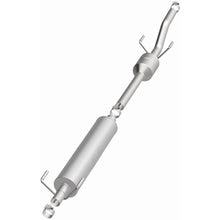 Load image into Gallery viewer, Magnaflow Conv DF 2002-2006 Sprinter 2500 2.7 L Underbody (52290)