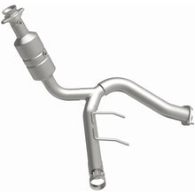 Load image into Gallery viewer, Magnaflow Conv DF 2009-2010 F-150 4.6 L Underbody (52295)