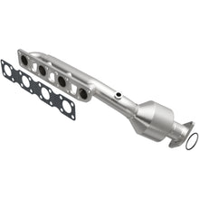 Load image into Gallery viewer, Magnaflow Conv DF 2003-2004 M45 V8 4.5 OEM Manifold (52425)