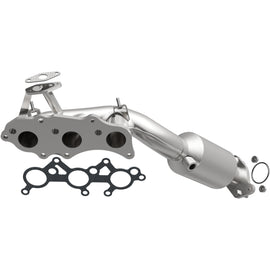 Magnaflow 2013 FJ Cruiser V6 4 OEM Manifold Direct Fit Converter (52431)