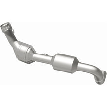 Load image into Gallery viewer, Magnaflow 04-06 F-150 V8 4.6 OEM Underbody Direct Fit Converter (52449)
