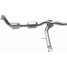 Load image into Gallery viewer, Magnaflow 04-06 F-150 V8 4.6 OEM Underbody Direct Fit Converter (52450)