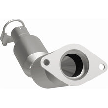 Load image into Gallery viewer, Magnaflow Conv DF 2010-2015 Prius L4 1.8 OEM Underbody (52455)