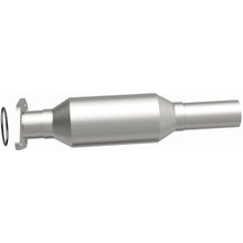 Load image into Gallery viewer, Magnaflow 08-09 Fusion V6 3 OEM Underbody Direct Fit Converter (52470)