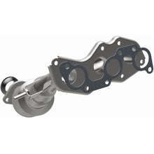 Load image into Gallery viewer, MagnaFlow 2011 Toyota Sienna V6 3.5L Direct Fit Catalytic Converter (52556)