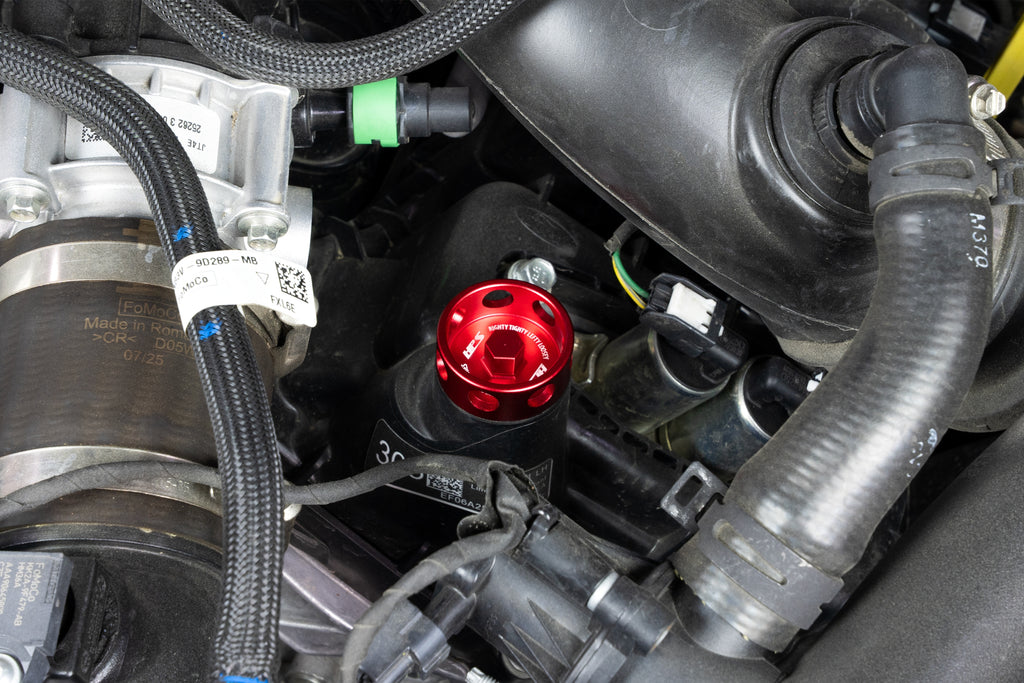 HPS Performance Anodized billet aluminum twist-lock oil cap, 38mm top diameter, 38mm height (5269-110R)