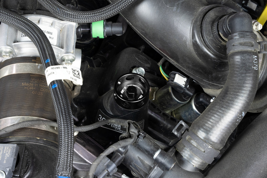 HPS Performance Anodized billet aluminum twist-lock oil cap, 38mm top diameter, 38mm height (5269-110WB)