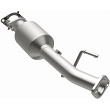 Load image into Gallery viewer, Magnaflow 13-15 NV200 2 Underbody Direct Fit Converter (52690)