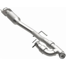 Load image into Gallery viewer, Magnaflow 11-14 Quest 3.5 Underbody Direct Fit Converter (52702)