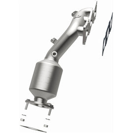 MagnaFlow OEM Grade Federal / EPA Compliant Manif Catalytic Converter 09-11 Hyundai Genesis V6 3.8L (52778)