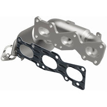 Load image into Gallery viewer, MagnaFlow OEM Grade Federal / EPA Compliant Manif Catalytic Converter 09-11 Hyundai Genesis V6 3.8L (52778)