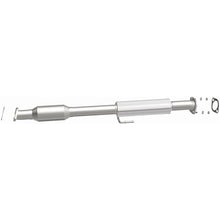 Load image into Gallery viewer, Magnaflow 14-15 Cadenza 3.3L Underbody Direct Fit Converter (52821)