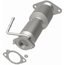 Load image into Gallery viewer, MagnaFlow Conv DF 13-15 Hyundai Veloster 1.6L Underbody (52855)