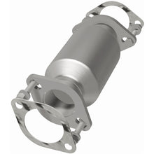 Load image into Gallery viewer, Magnaflow 08-09 Spectra 2L Underbody Direct Fit Converter (52858)