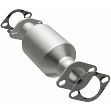Load image into Gallery viewer, Magnaflow 11-12 Sedona 3.5L Underbody Direct Fit Converter (52874)