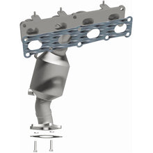 Load image into Gallery viewer, Magnaflow 2014 Jeep Cherokee 2.4L Direct Fit Converter (5451158)