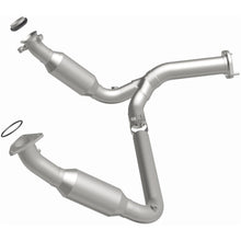 Load image into Gallery viewer, Magnaflow 07-08 Chevrolet Silverado 1500 4.3L Direct Fit Converter (5451194)
