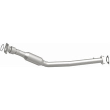 Load image into Gallery viewer, Magnaflow 05-06 Chevrolet Equinox 3.4L Direct Fit Converter (5451220)