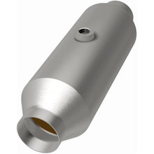 Load image into Gallery viewer, Magnaflow 2.00 1/O2 CA 4in. Spun Universal Converter (5451354)