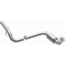 Load image into Gallery viewer, Magnaflow 2007 Chevrolet Silverado 1500 Classic 6.0L Direct Fit Converter (5451418)